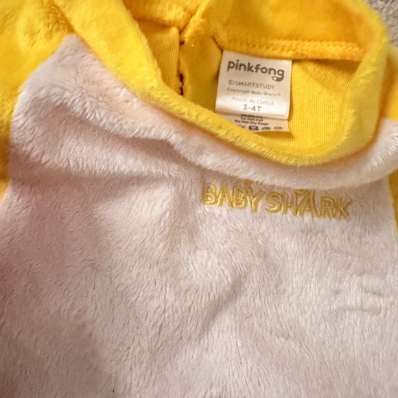 Baby shark halloween costume 3T-4T - Picture 5 of 9